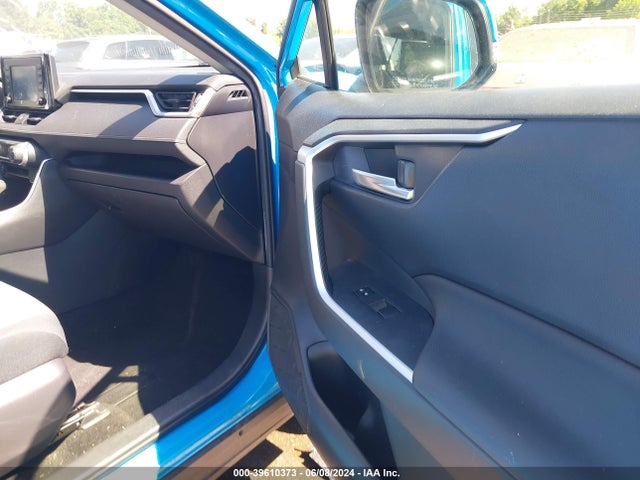Toyota Rav4 Xle 2019 JTMW1RFV4KD012405 Image 5