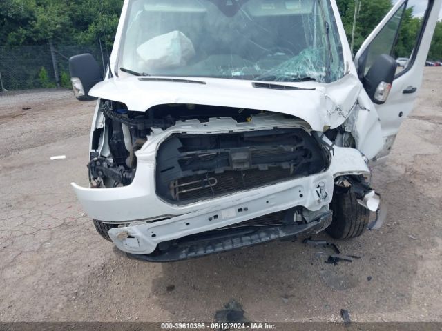 1FTYR2CM1JKA96617 Ford Transit-250