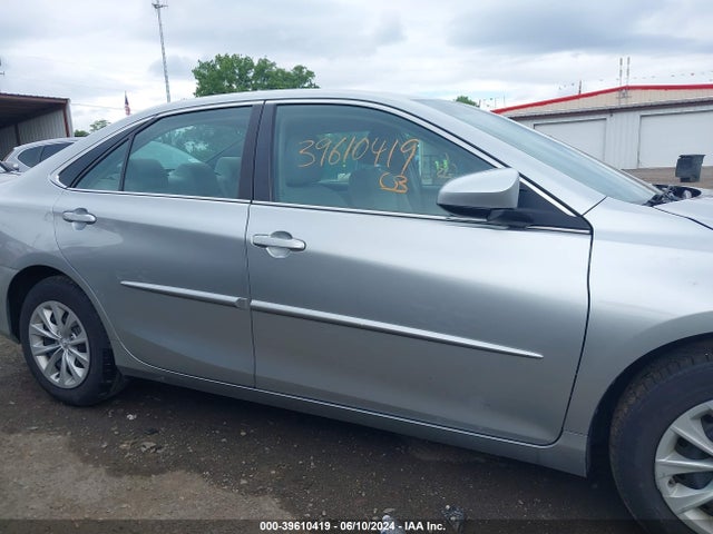 Toyota CAMRY LE 2016 4T4BF1FK8GR572122 Image 13