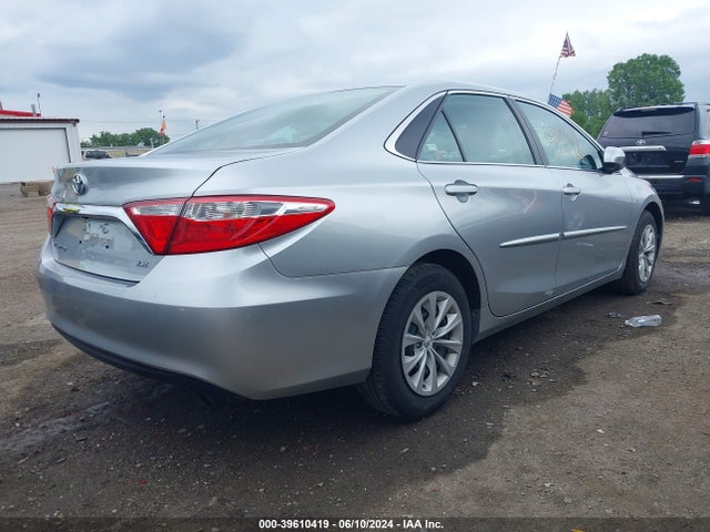 Toyota CAMRY LE 2016 4T4BF1FK8GR572122 Image 4