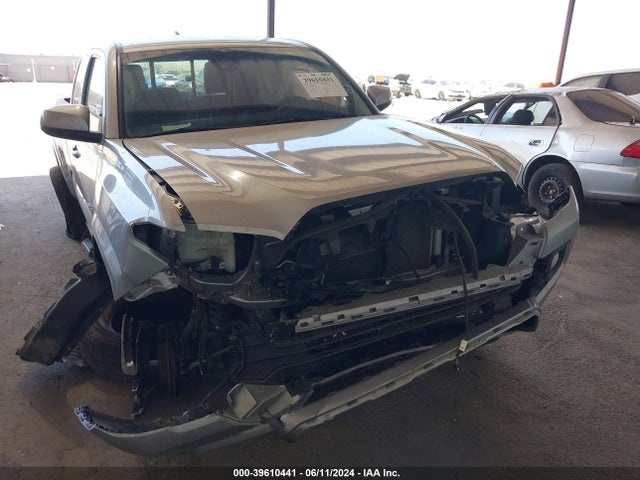 Toyota Tacoma Sr5 2019 5TFRX5GN2KX155242 Image 12