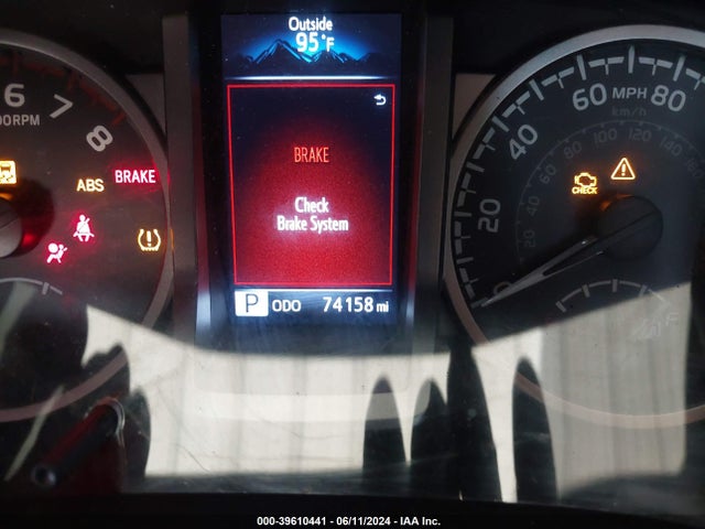 Toyota Tacoma Sr5 2019 5TFRX5GN2KX155242 Image 15