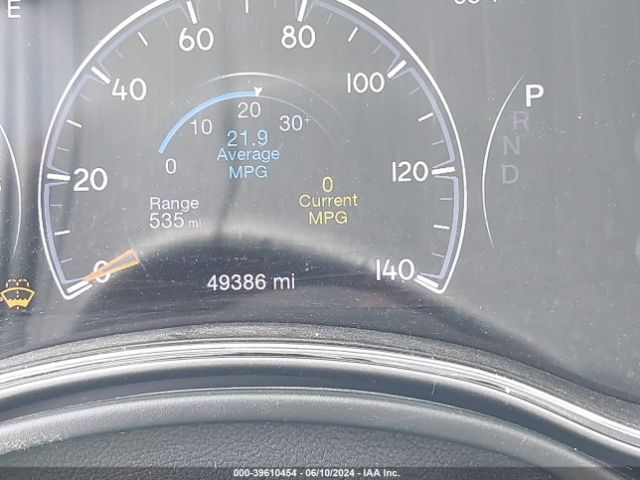 1C4RJEBG2LC141005 Jeep Grand Cherokee Limited 4x2