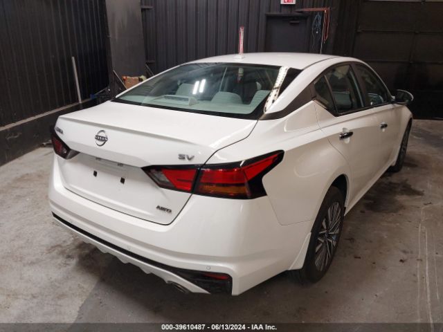 1N4BL4DW7RN304342 Nissan Altima Sv Intelligent Awd