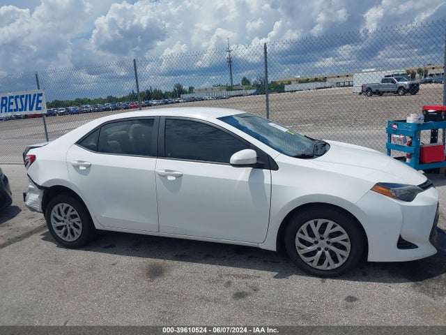 Toyota COROLLA LE 2017 2T1BURHE7HC810504 Image 13