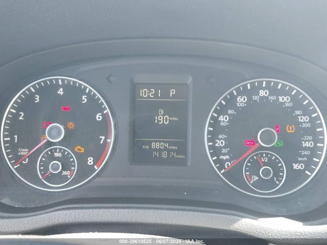 1VWAT7A32FC069550 Volkswagen Passat 1.8t Wolfsburg Edition