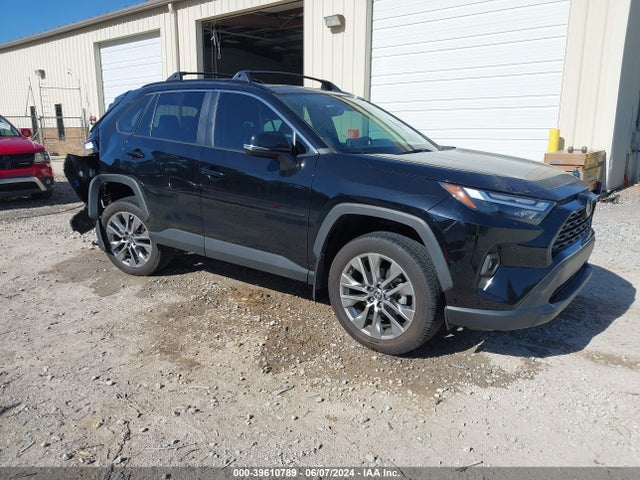 Toyota Rav4 Xle Premium 2022 2T3C1RFV0NC205422 головне зображення