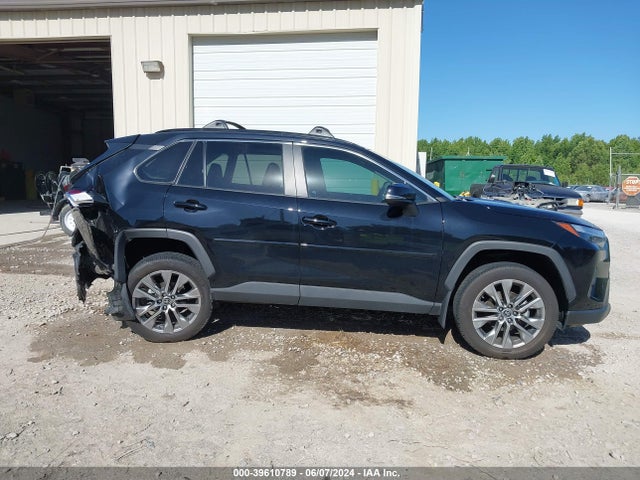 Toyota Rav4 Xle Premium 2022 2T3C1RFV0NC205422 Image 13