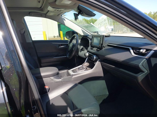 Toyota Rav4 Xle Premium 2022 2T3C1RFV0NC205422 Image 5