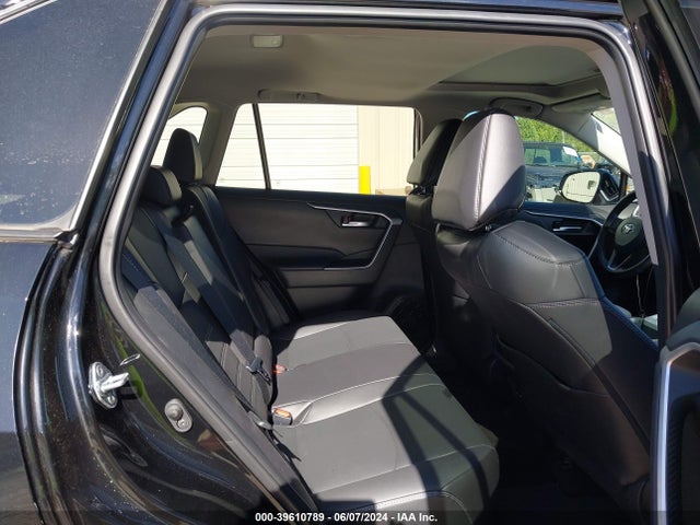Toyota Rav4 Xle Premium 2022 2T3C1RFV0NC205422 Image 8