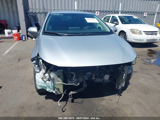 Toyota COROLLA LE 2020 5YFEPRAE2LP034273 Image 13