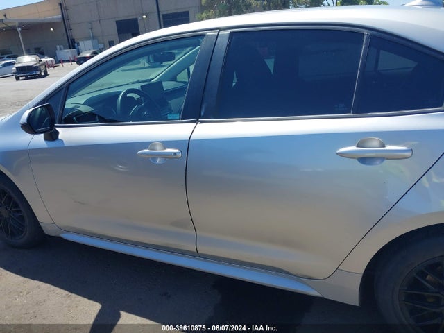 Toyota COROLLA LE 2020 5YFEPRAE2LP034273 Image 15