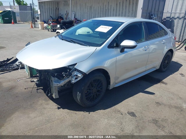 Toyota COROLLA LE 2020 5YFEPRAE2LP034273 Image 2