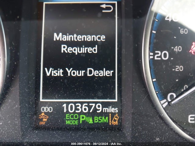 Toyota Rav4 Xle 2017 2T3WFREV8HW400090 Image 16