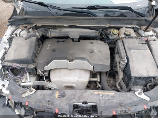 1G11D5SL5FU104099 Chevrolet MALIBU 2LT