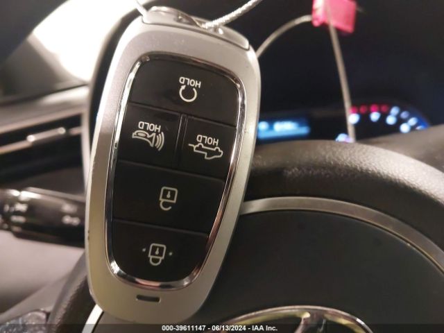 5NTJBDAE0NH028571 Hyundai Santa Cruz Sel