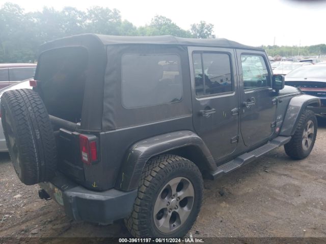 1C4HJWEG5JL927018 Jeep Wrangler Jk Unlimited Sahara 4x4
