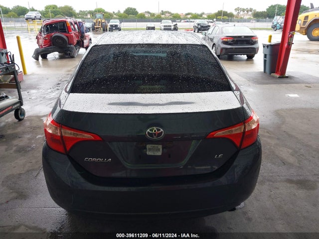 Toyota COROLLA LE 2018 5YFBURHE2JP796579 Image 16