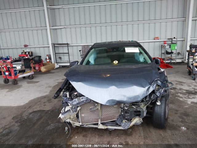 Toyota COROLLA LE 2018 5YFBURHE2JP796579 Image 6