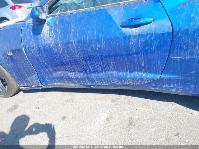 Chevrolet Camaro 1lt 2017 1G1FB1RX7H0150587 Image 17