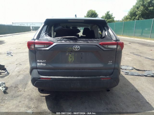 2T3F1RFV4LC138950 Toyota RAV4 LE