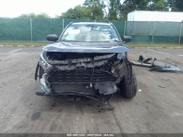2T3F1RFV4LC138950 Toyota RAV4 LE