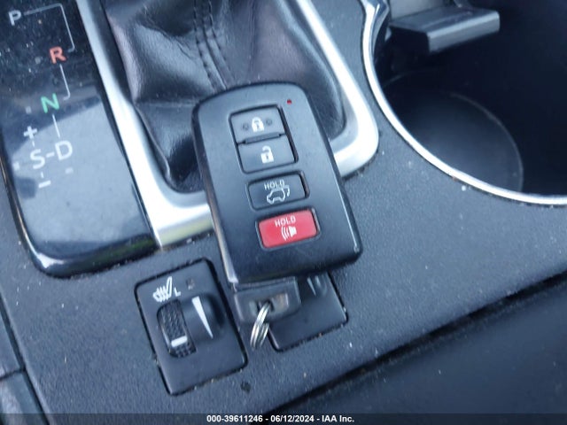 Toyota Highlander Xle 2018 5TDJZRFH2JS860461 Image 11