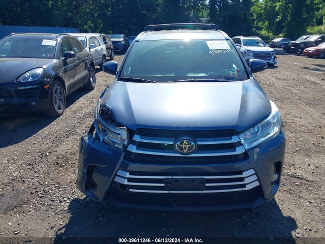 Toyota Highlander Xle 2018 5TDJZRFH2JS860461 Image 12