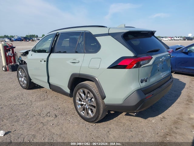 Toyota Rav4 Xle Premium 2021 JTMC1RFV4MD074537 Image 3