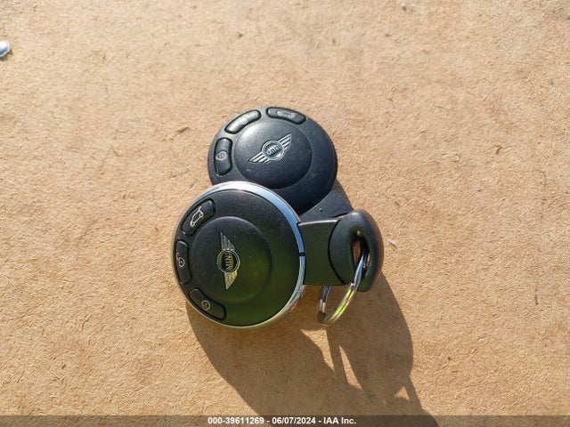 2012 MINI COOPER S WMWSV3C54CTY18107 Photo 10