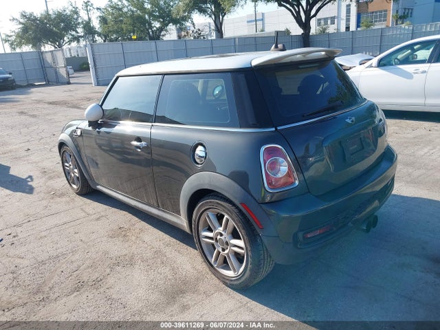 2012 MINI COOPER S WMWSV3C54CTY18107 Photo 2