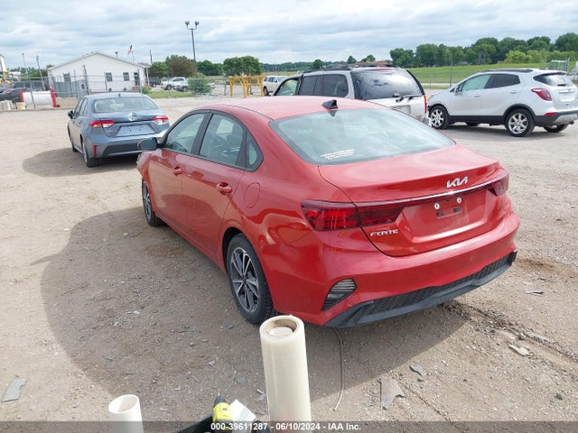 KIA Forte Lxs 2022 3KPF24AD8NE453360 Image 3