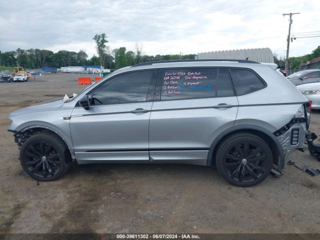 3VV2B7AXXMM134722 Volkswagen Tiguan 2.0t Se/2.0t Se R-line Black/2.0t Sel