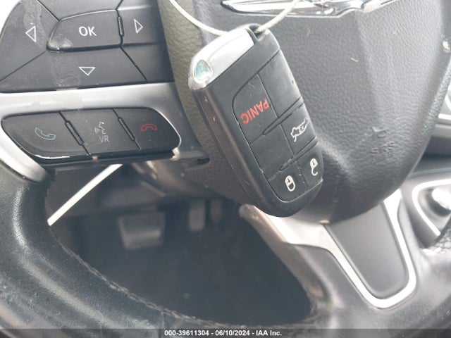 Chrysler 200 Limited 2015 1C3CCCAB9FN620867 Image 11