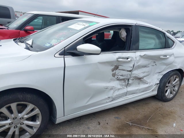 Chrysler 200 Limited 2015 1C3CCCAB9FN620867 Image 6