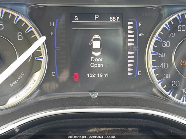 Chrysler 200 Limited 2015 1C3CCCAB9FN620867 Image 7