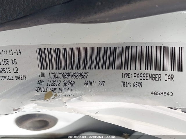 Chrysler 200 Limited 2015 1C3CCCAB9FN620867 Image 9