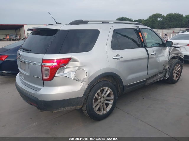 Ford EXPLORER XLT 2015 1FM5K7D84FGA14844 Image 4