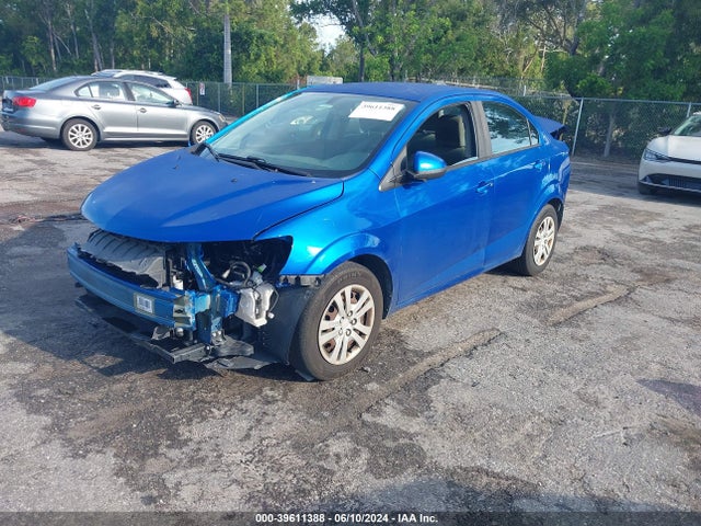Chevrolet Sonic Ls Auto 2017 1G1JB5SHXH4159720 Image 2