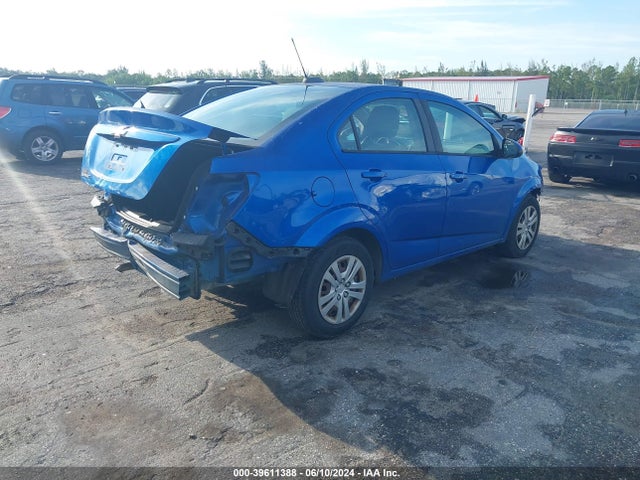 Chevrolet Sonic Ls Auto 2017 1G1JB5SHXH4159720 Image 4
