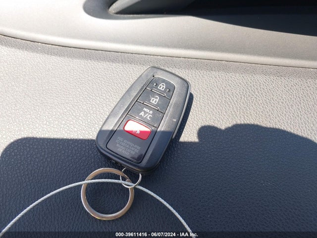 Toyota Prius Prime Premium 2019 JTDKARFP4K3117760 Image 11
