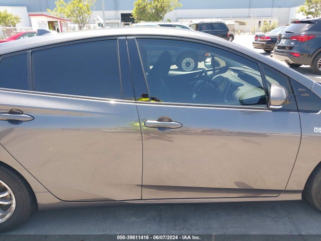 Toyota Prius Prime Premium 2019 JTDKARFP4K3117760 Image 13