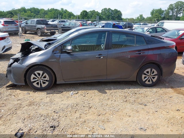Toyota Prius Three 2016 JTDKARFU8G3516930 Image 14