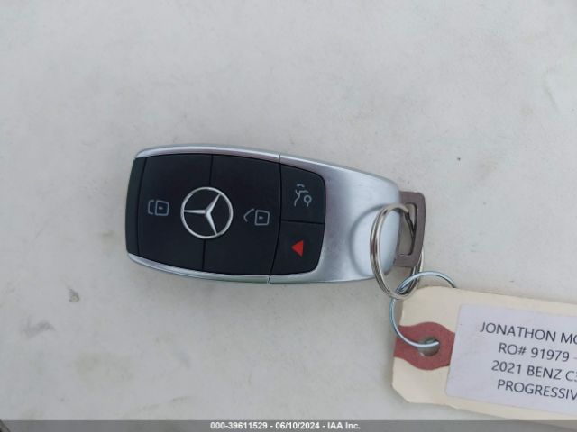 W1KWF8DB0MR617909 Mercedes-Benz C 300 Sedan