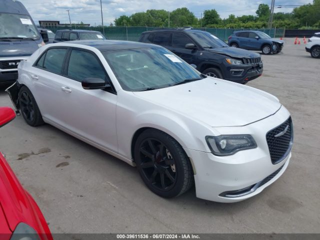 Auction sale of the 2016 Chrysler 300 300s, vin: 2C3CCAGG1GH262083, lot number: 39611536