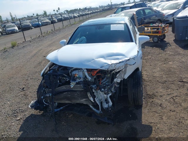 JTHKD5BH2E2196269 Lexus CT 200H