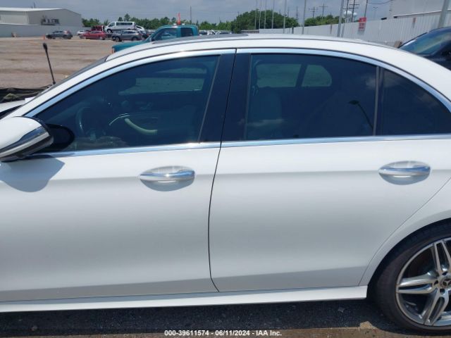 WDDZF4JB9KA518012 Mercedes-Benz E 300