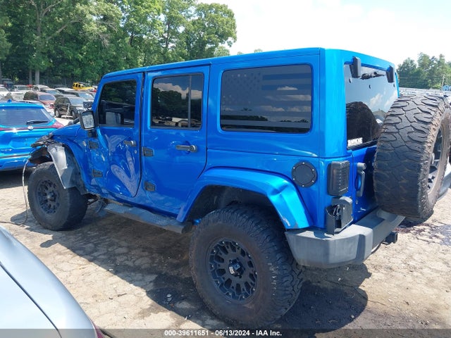 1C4BJWEG3EL168283 Jeep Wrangler Unlimited Polar Edition