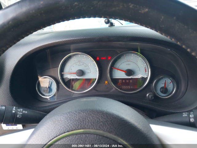 1C4BJWEG3EL168283 Jeep Wrangler Unlimited Polar Edition