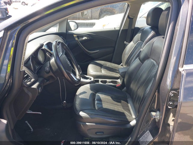 1G4PS5SK5F4177192 Buick Verano Leather Group